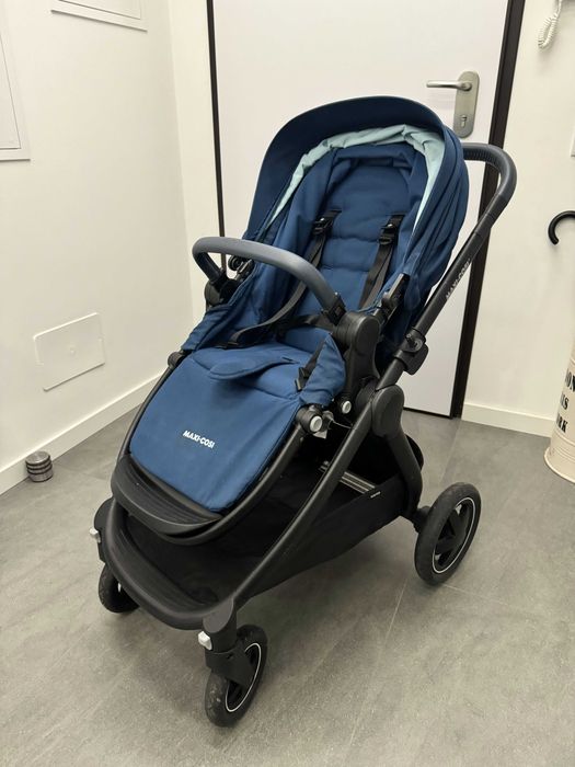 Carrinho de bebé maxi-cosi