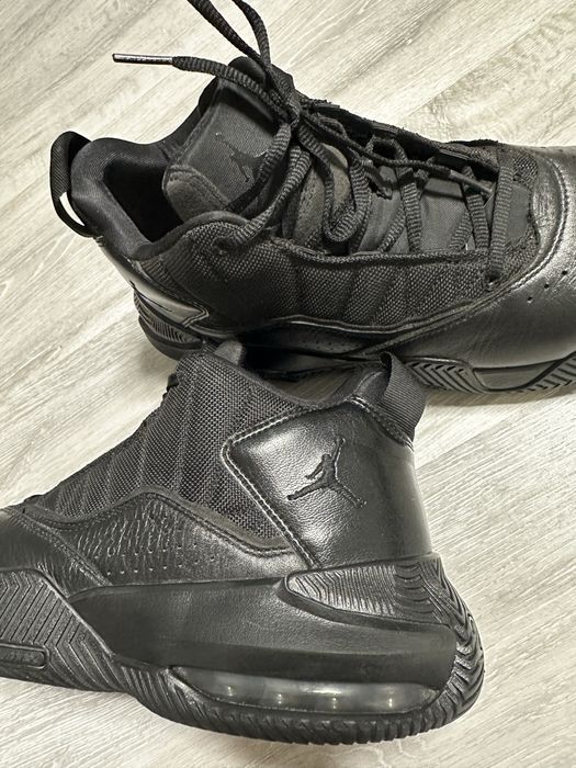 Кроссовки Jordan STAY LOYAL TRIPLE, 42размер