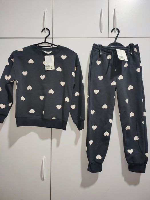 Нові костюми,комплекти,  H&M 98-104,110-116,122-128,134-140 см