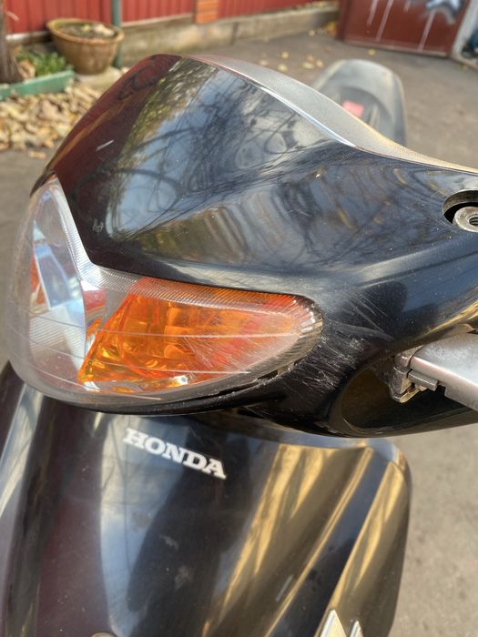 Скутер Honda Z4 з контейнера