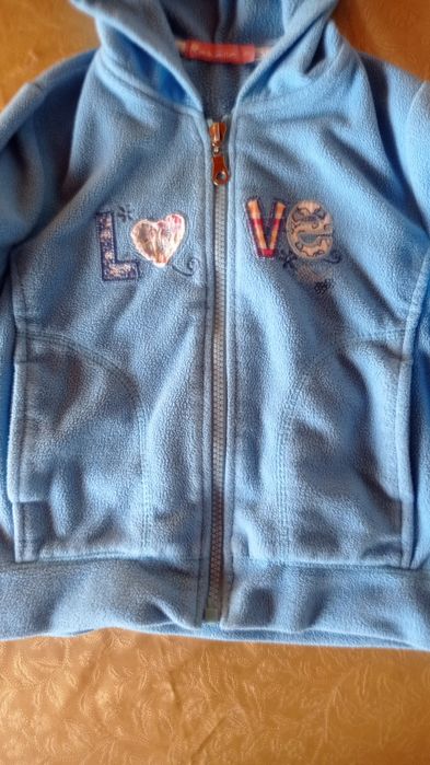 Bluzy polarowe (kurtki) 2 szt 86-92 dziewcz.