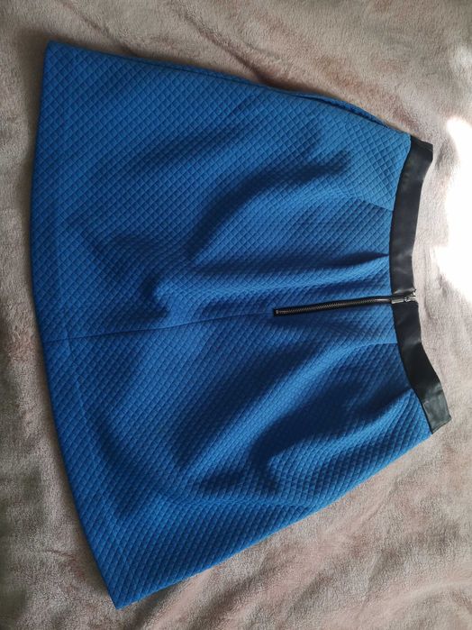 Niebieska spódniczka Reserved