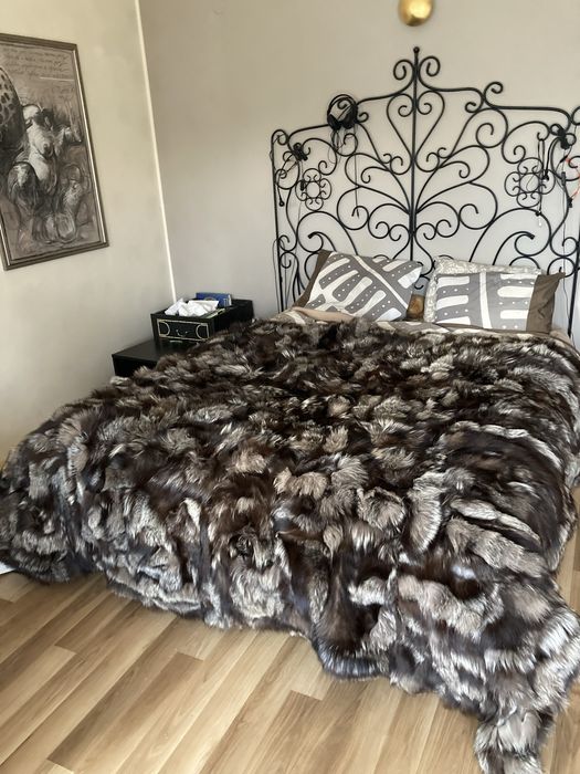 Narzuta z prawdziwego futra z lisa