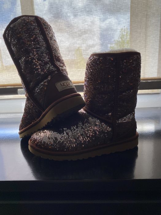 Bota Ugg lantejoulas