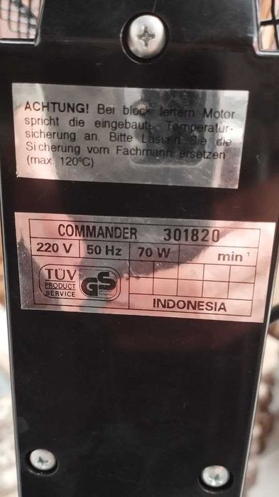 Ventoinha de Pé Commander - 1,60 / 70W - Como Nova
