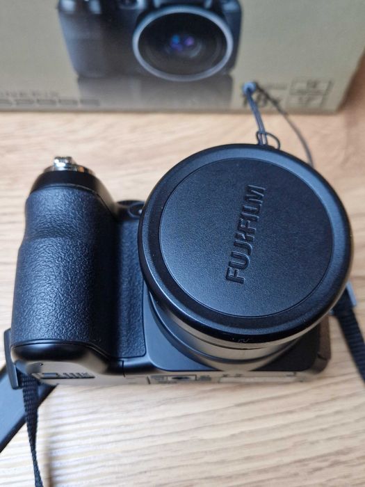 Aparat cyfrowy Fuji Finepix S2995