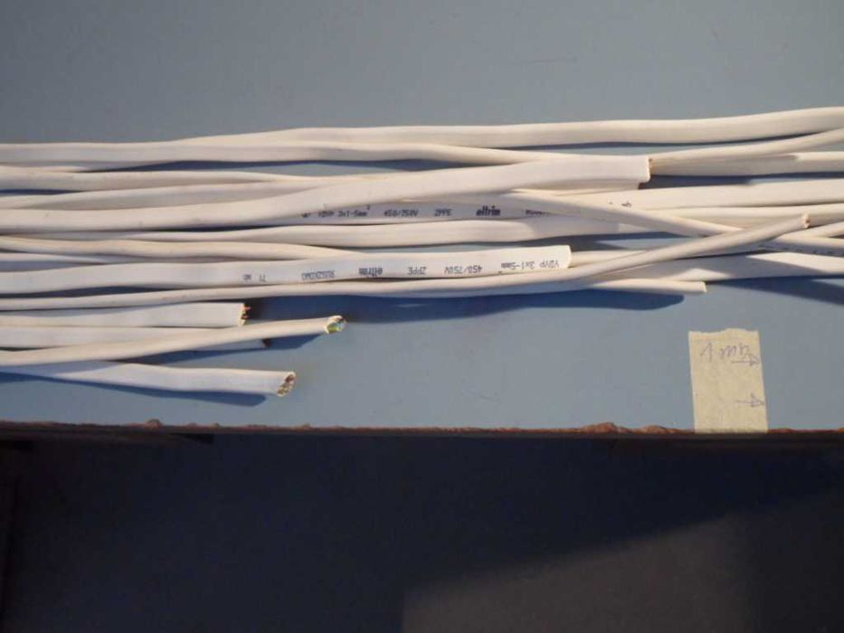 Kabel płaski 3 x 1,5 mm2 , 3 x 2,5 mm2 nowy.
