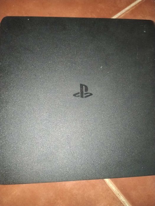 PlayStation 4 sem comando a venda jogo incluido
