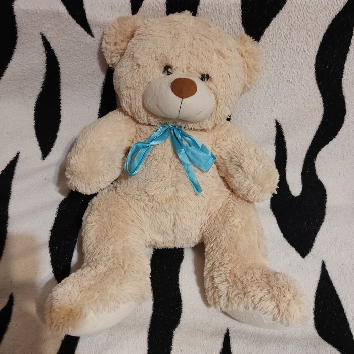 Продам мягкую игрушку мишку