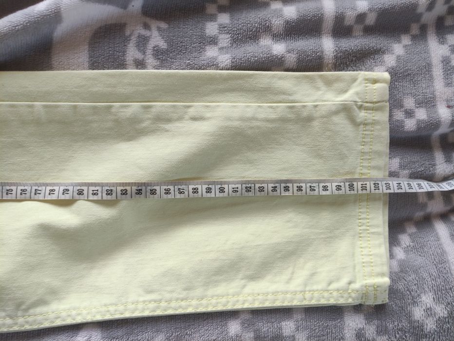 Piękne spodnie materiałowe M Cropp