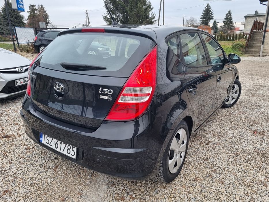 Hyundai i30 2009/10 rok 1.4 LPG  Zadbany