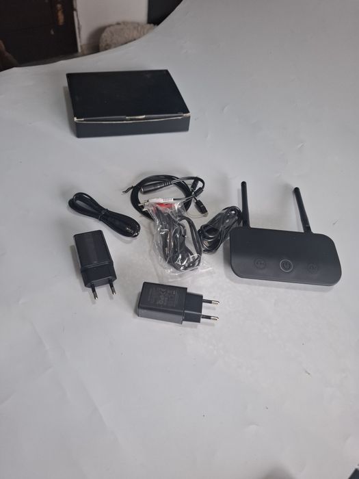 Nadajnik bezprzewodowy  słuchawki telewizyjnych  th15