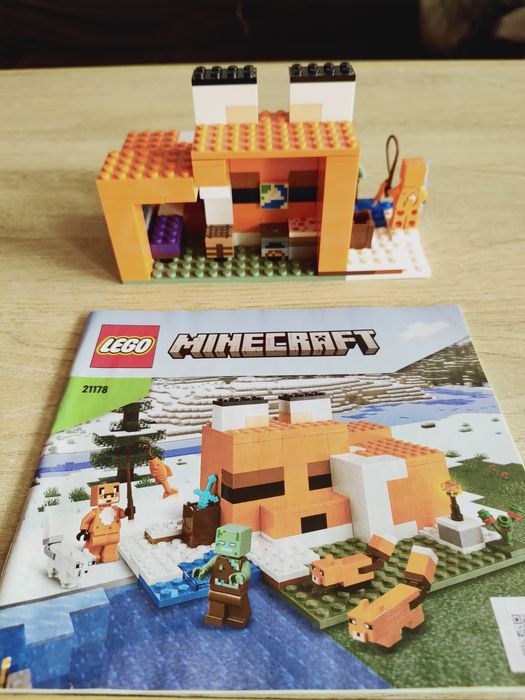 LEGO MINECRAFT Siedlisko lisów, bez pudełka