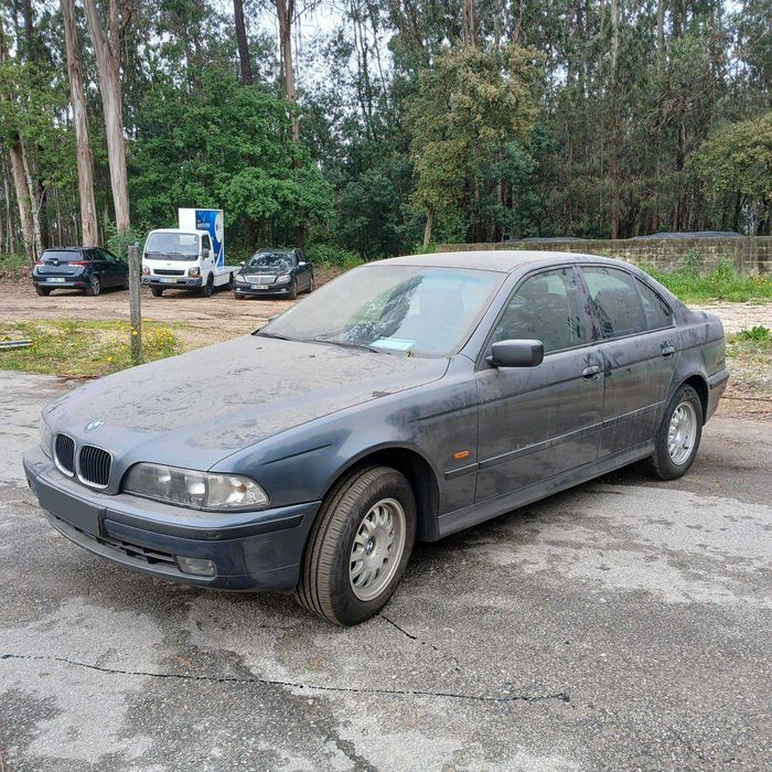 BMW E39 525D 2.5 de 2000 - Peças Usadas