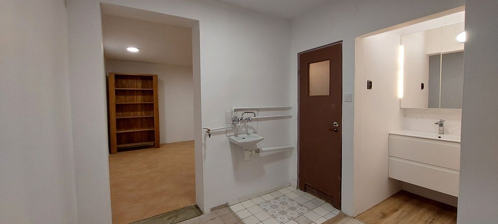 Do wynajęcia lokal biurowo-magazynowy 94 m2