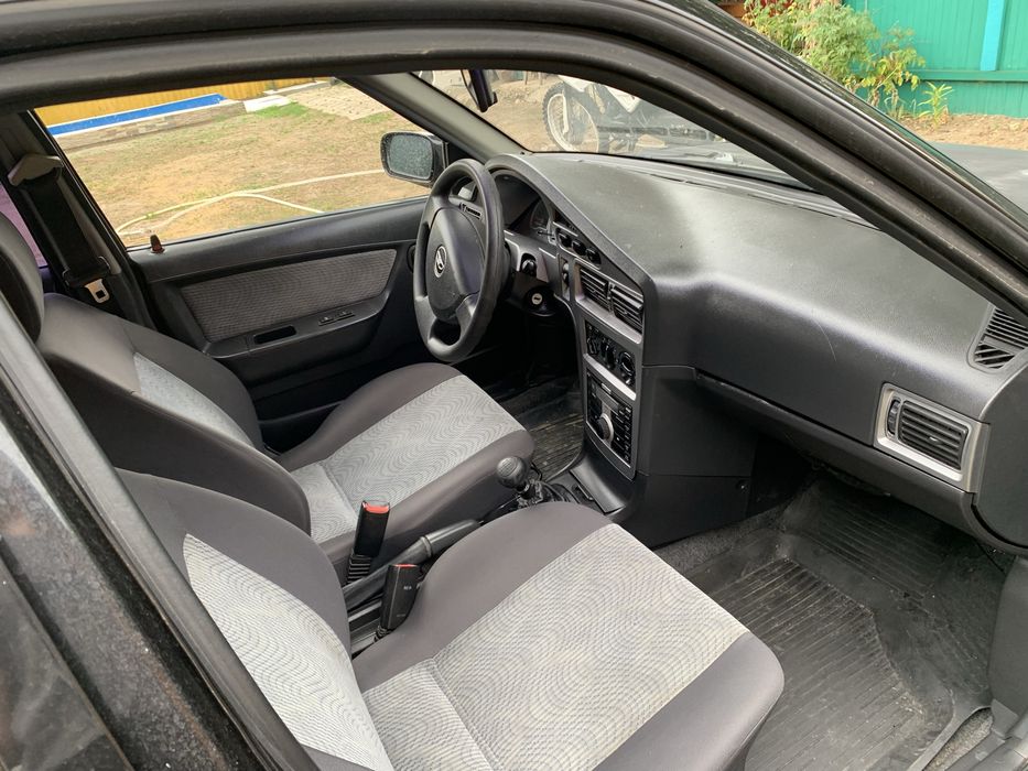 Daewoo Nexia 2010