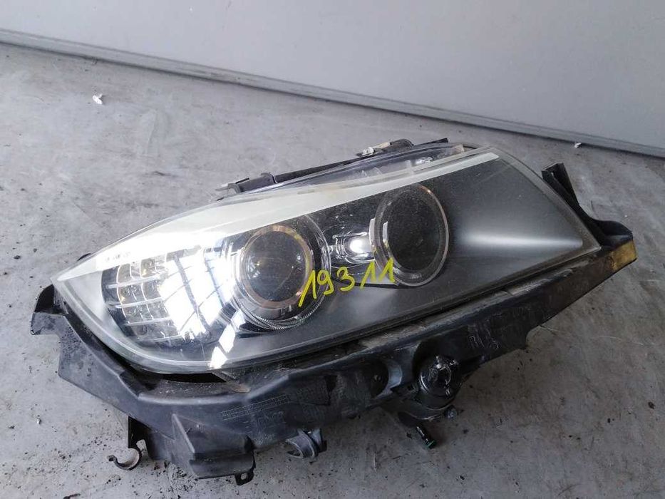 BMW 3 E90 E91 Lift Lampa Przód Prawa Xenon