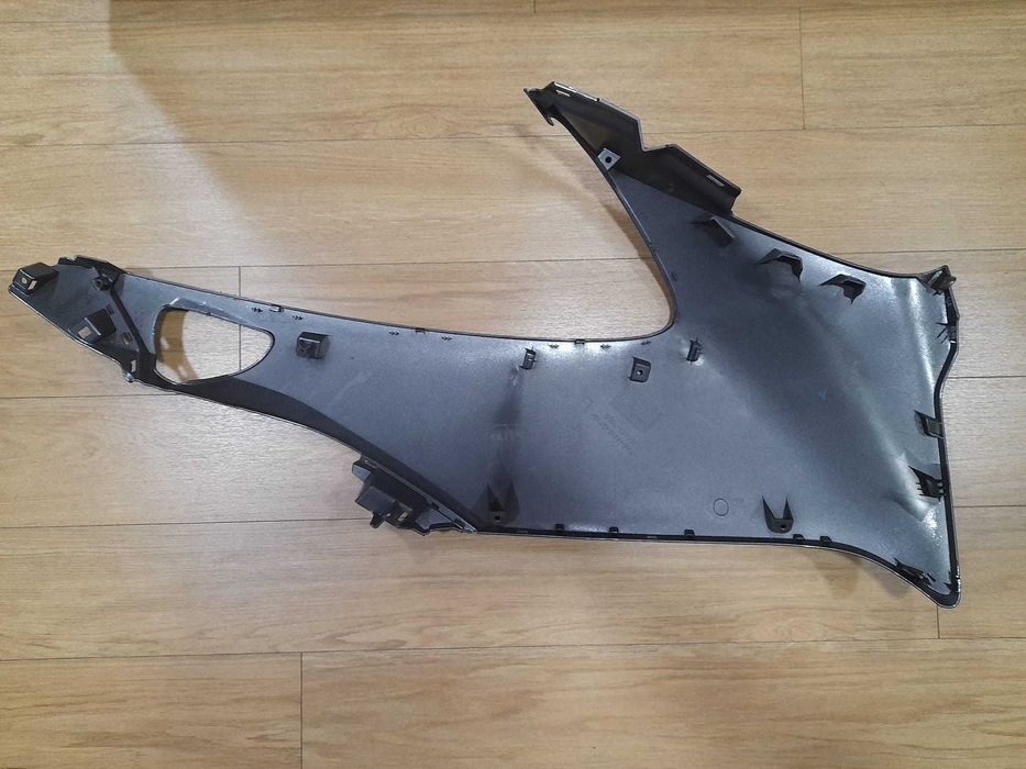 CARENAGEM LATERAL ESQUERDA OEM SUZUKI GSX-R 1 3 0 0 HAYABUSA 2 0 2 4