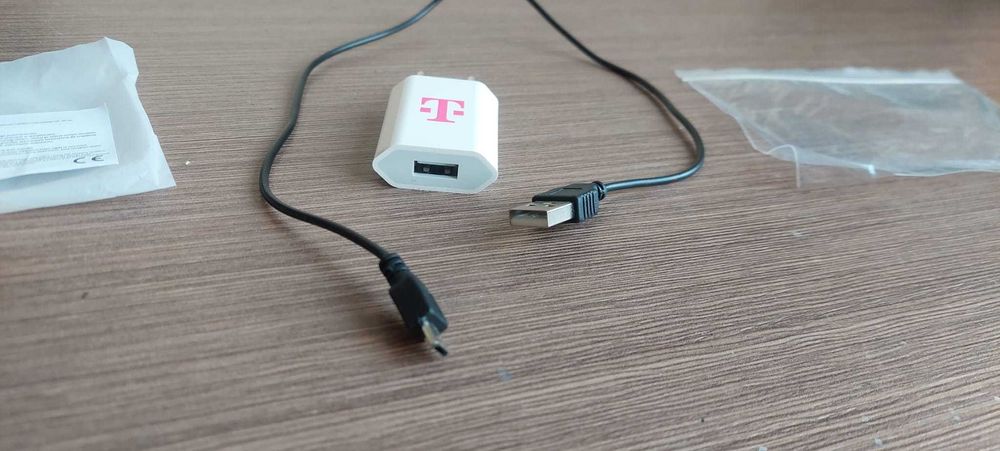 Nowa Ładowarka sieciowa Micro-USB