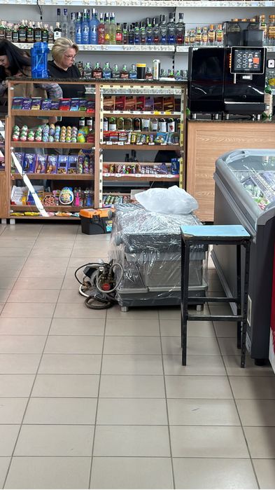 Кавомамашина професійна трьохпостова