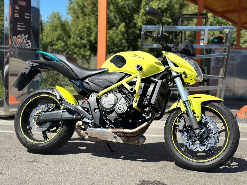Мотоцикл Honda Hornet