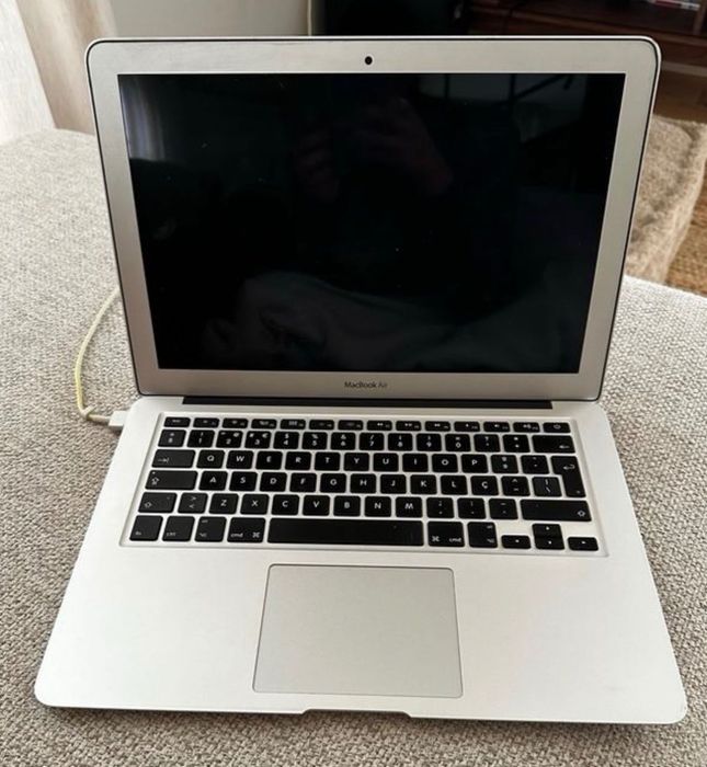 MacBook Air 13 (2015)