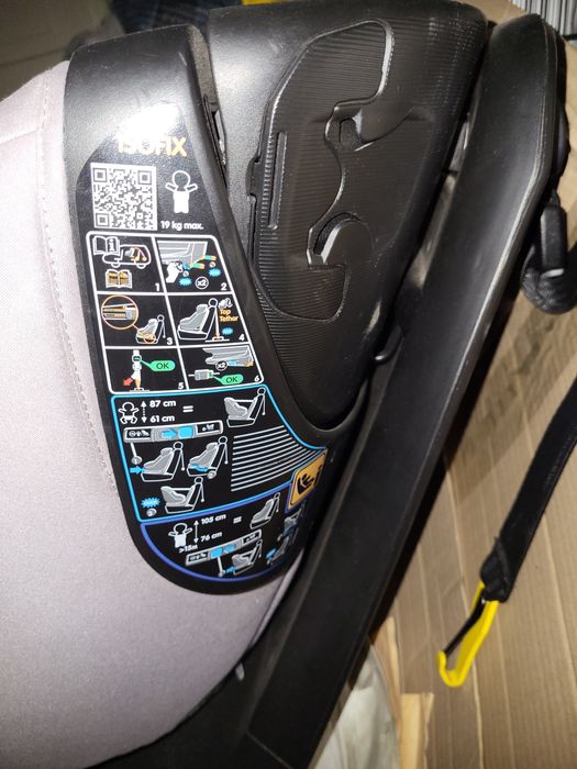 Дитяче автомобільне крісло Maxi-Cosi Titan Plus 9-36кг Isofix.-Круте крісло в ідеальному стані!