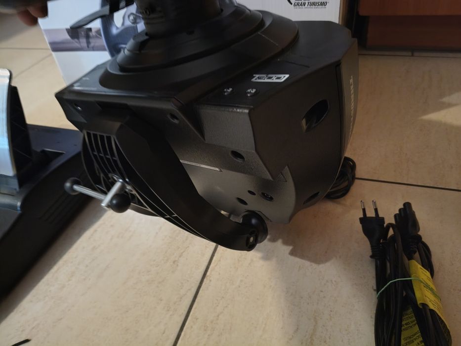 Kierownica Thrustmaster T300 RS GT Edition- 3 pedały