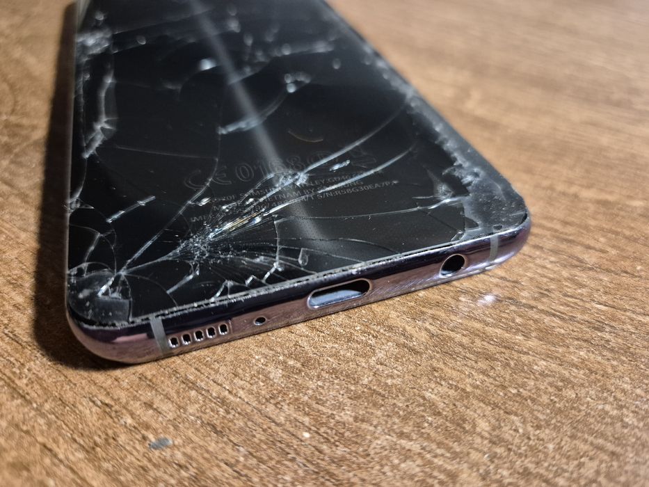 Samsung S10e - płyta główna ok