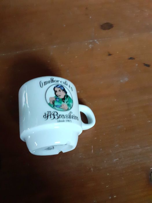 Chávenas de café a brasileira