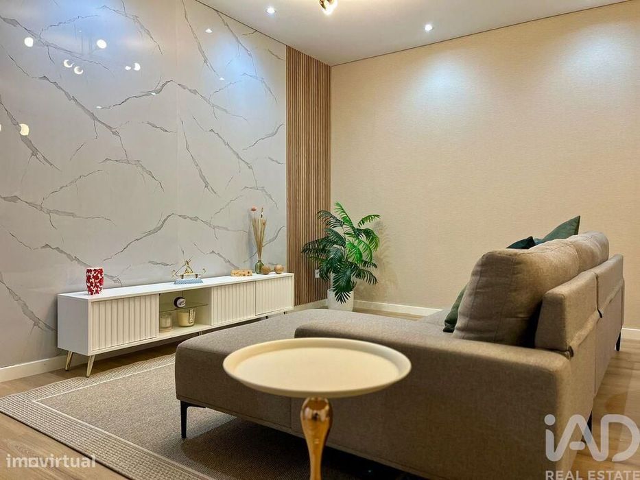 Apartamento T2 em Ramalde de 71 m2