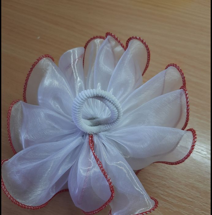 НОВІ Резинка бантик з маком