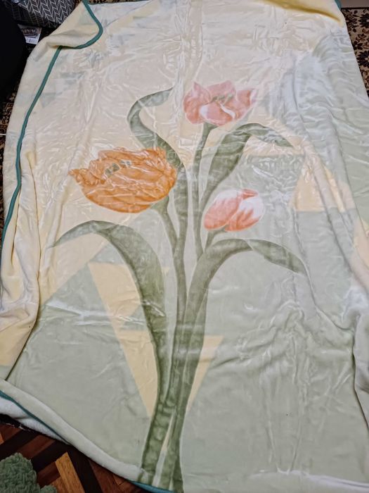 Плед (покрывало на кровать)