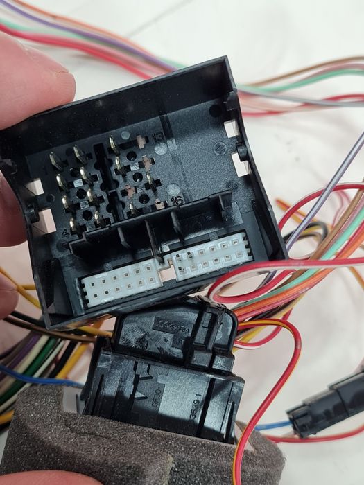 Volkswagen Clarion адаптер EV1279AI.