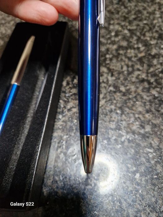 Duas canestas Stabilo