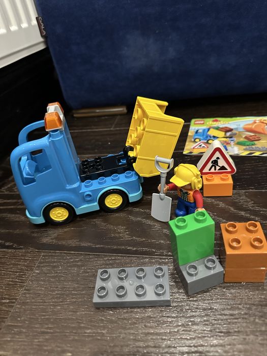 Lego Duplo Вантажівка і гусеничний екскаватор 10812