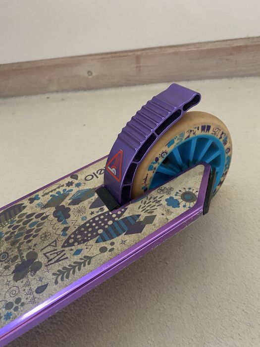Hulajnoga Oxelo Scooter Play 6 Purple White 6-9 lat