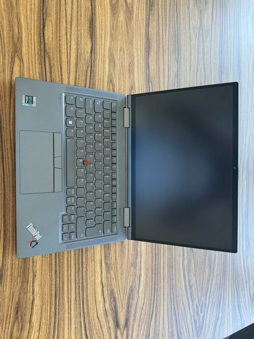Lenovo ThinkPad X1 Yoga Gen 6 Tátil 360º i5 11ª Ger 16GB 512GB SSD