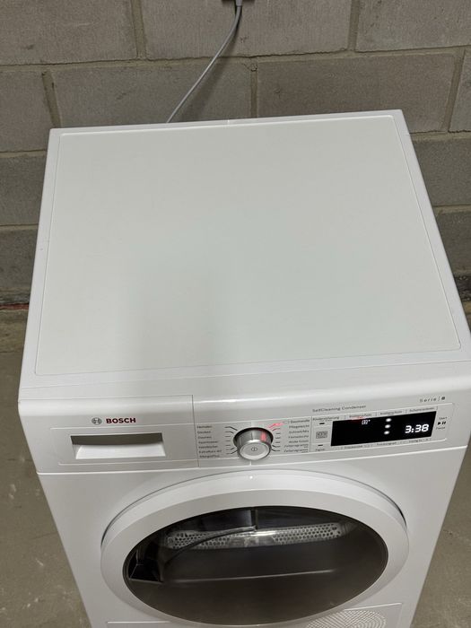 Сушильна машина Bosch WTW87541