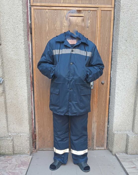 Продам Зимнюю Спецодежду