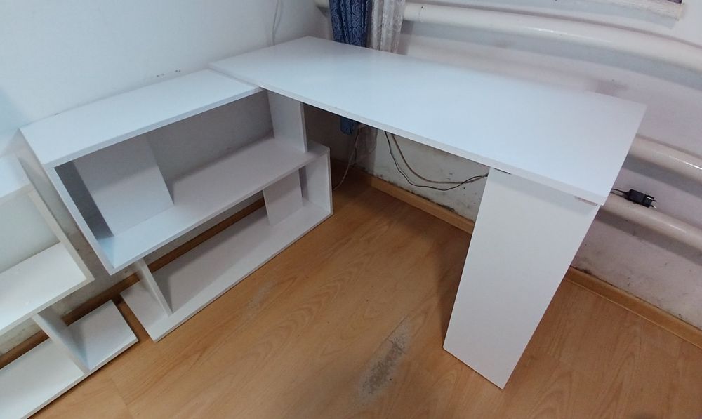 Продам уголок школьника