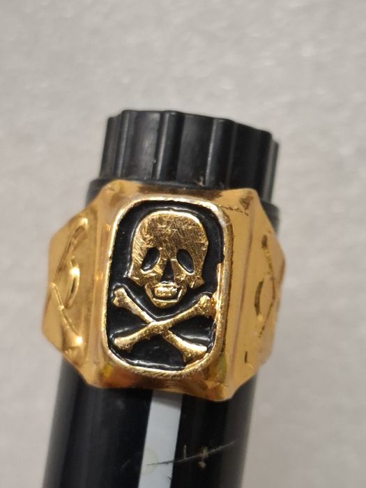 Trupiczacha sygnet odpustowy  prl