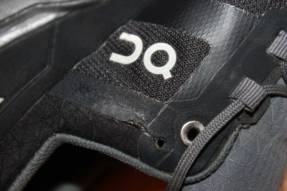 Кроссовки on cloud running waterproof 37р.