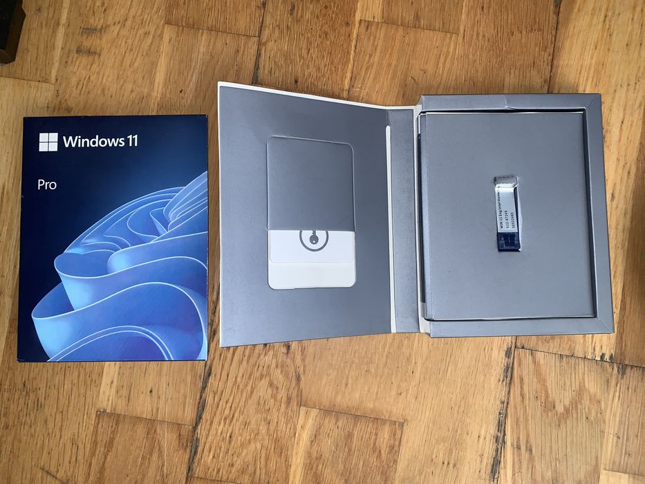 Windows 11 Pro pendrive