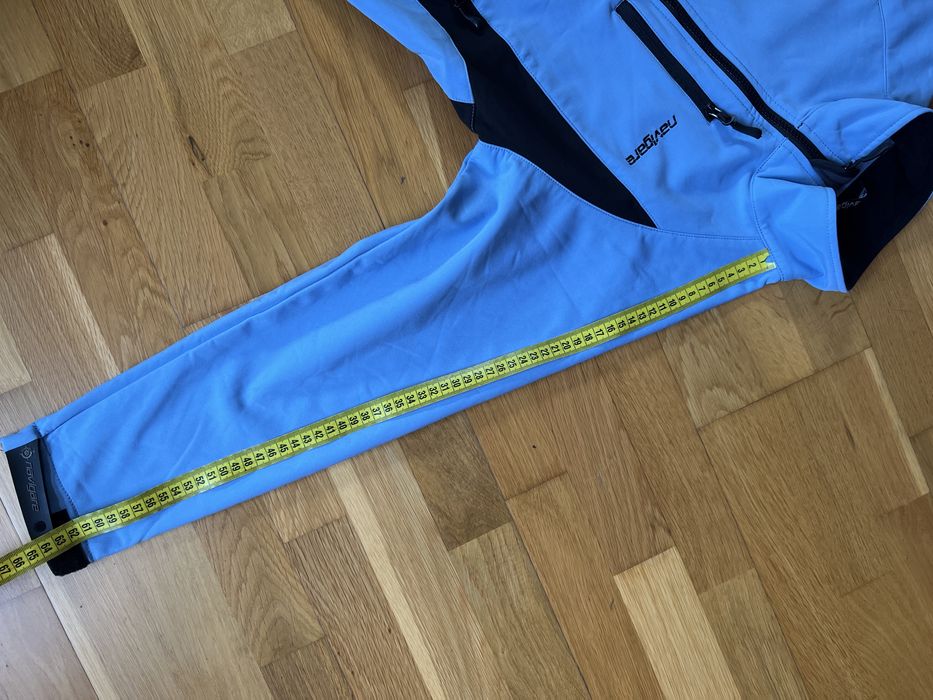 Недорого демисезонная термо куртка Navigare, на 11-12 лет, рост 152