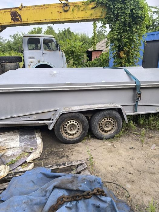 Надежный немецкий автовоз , автолафет с алюминиевыми бортами и крышей.