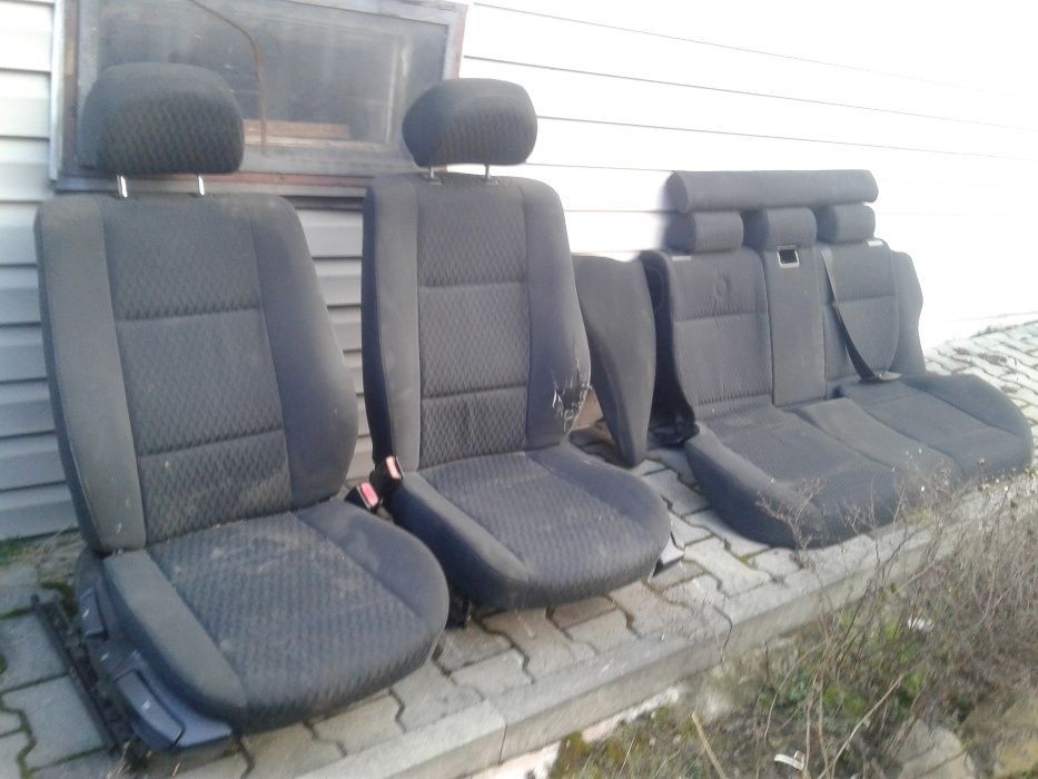 BMW 3 E46 320d Kombi Touring Sedan Fotele Europa Przód Welur Grzane