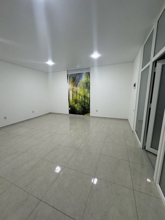 Оренда прим., ЦЕНТР, 2 пов.,н/б, світло є постійно, 24/7