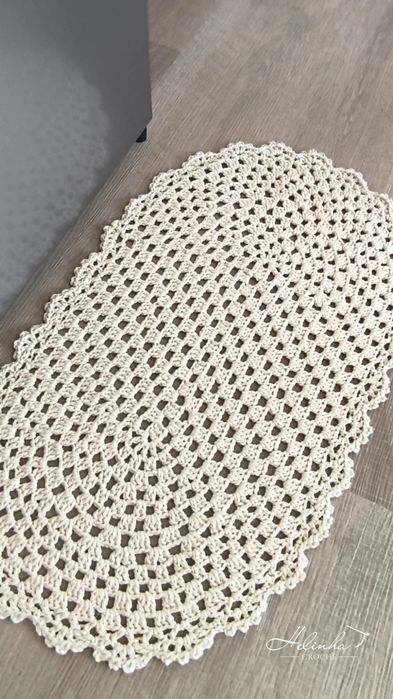 Tapete oval Crochê