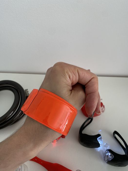 Cadeado e luzes para bicicleta